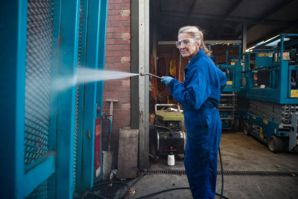 Best Factory Floor Cleaning  in Cadillac, MI