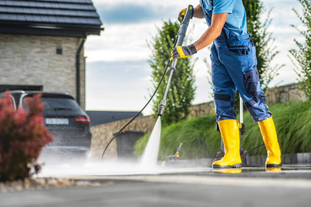 Best Restaurant Pressure Washing  in Cadillac, MI